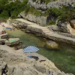 Willa Bolduc By Cala'N Blanes (Menorca)